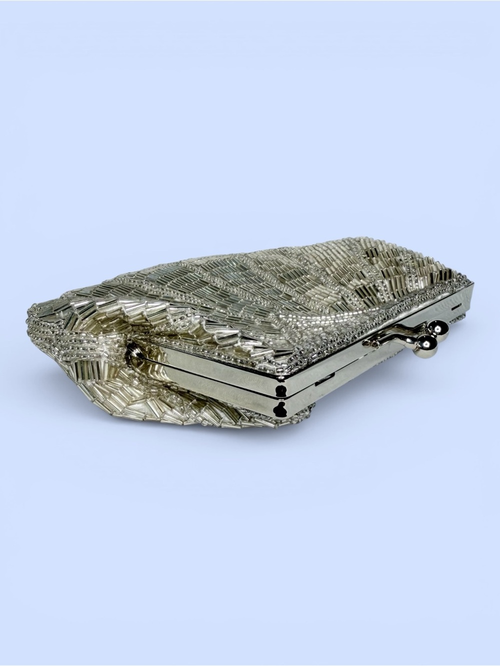 VTG La Regale Evening Bag Silver Beaded Shell Shaped Clutch Crossbody Kiss Lock - Picture 4 of 9